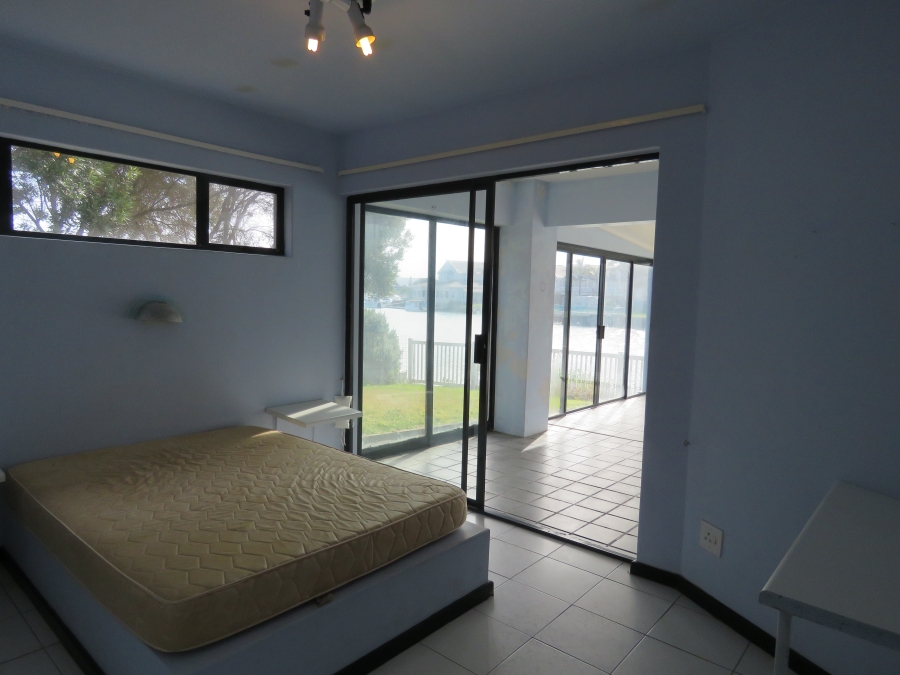 4 Bedroom Property for Sale in Royal Alfred Marina Eastern Cape